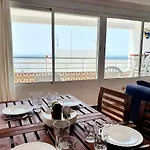 Luna Seafront 아파트 마르베야