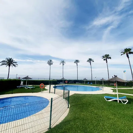 Luna Seafront Apartment Marbella