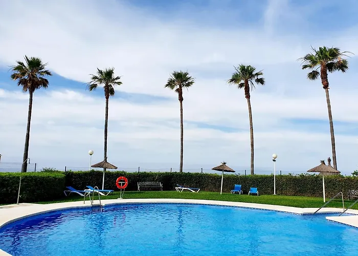 Апартаменти Luna Seafront