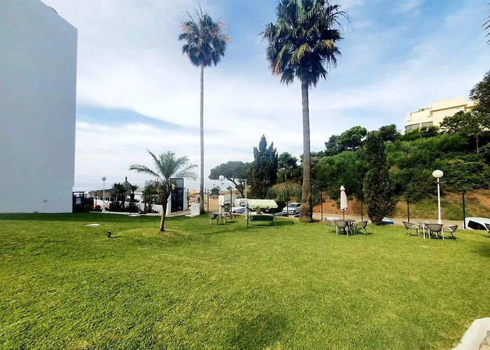 Luna Seafront Апартаменти
