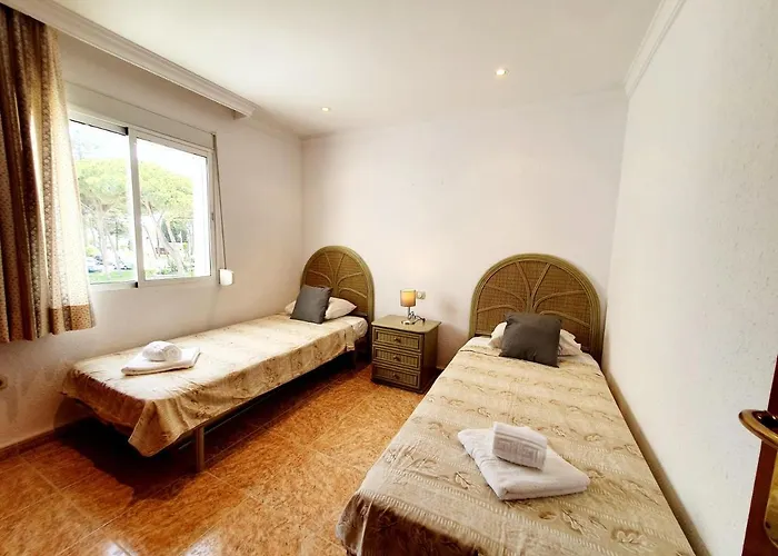 Luna Seafront * Marbella