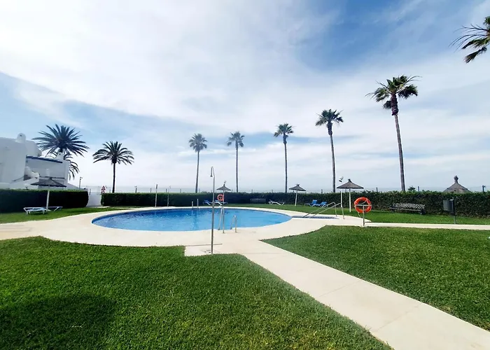 Апартаменти Luna Seafront