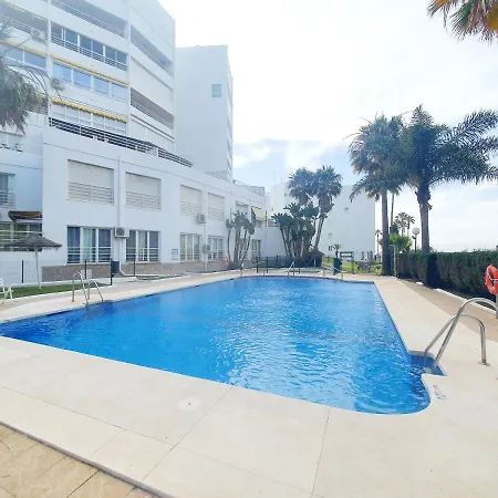 Luna Seafront Apartman Marbella